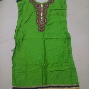 Green Coor Kurta, Slightly Used.