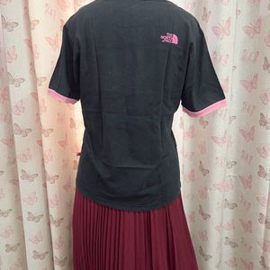 The North Face Women’s Tee