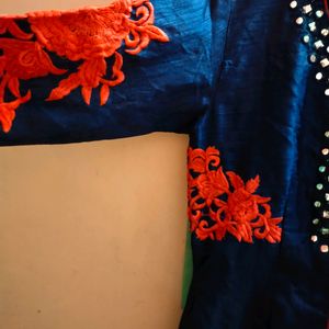 Blue Long Kurti Wid Red Legi