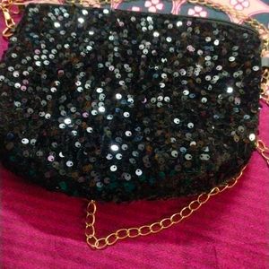 Sling Bag With Chain