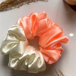 10 New Trending Scrunchies