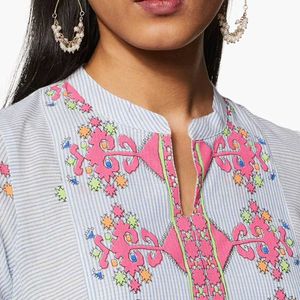 Coler Neck Printed Fancy Top