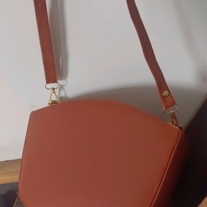 New Brown Slingbag/Handbag Trendy