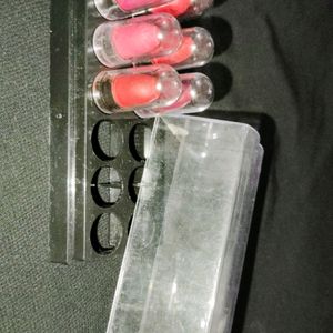 Lipsticks💄 (mini) set of 6