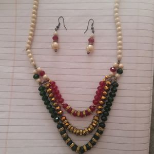 Beeds Necklace Set