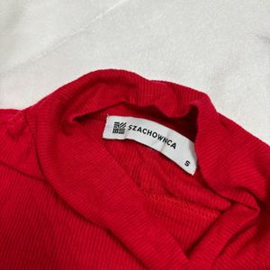 Red Turtle Neck Top