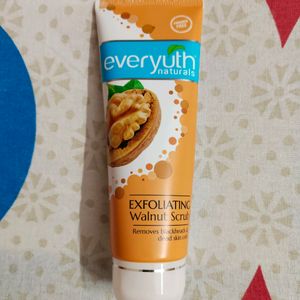 Everyuth Natural Face Wash
