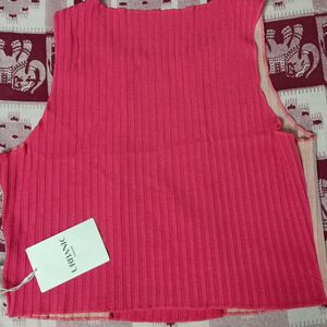 Urbanic London Crop Top Size -L