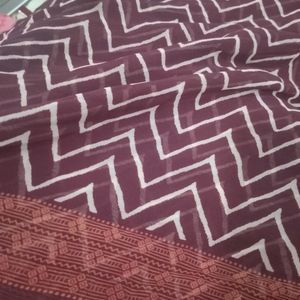 Zigzag Pattern Saree