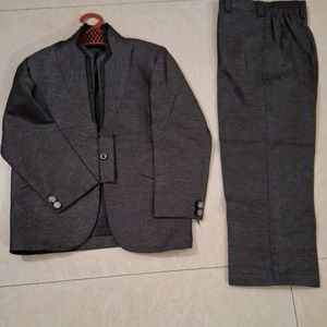 Coat pant suit for boys