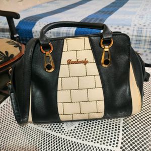 Korean Hand Bag By Danbaoly