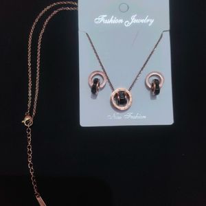 Anti Tarnish Neckpiece And Earrings Set