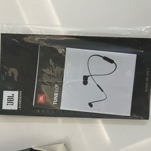 Jbl Earphones - Wireless