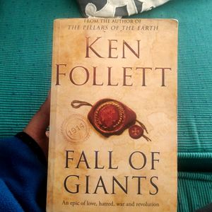 Fall of Giants - Ken Follett