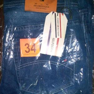 🔥COMBO SALE 🔥 BRAND NEW Jeans Only At 950 Rupees