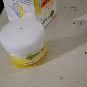 Garnier Face Serum Cream