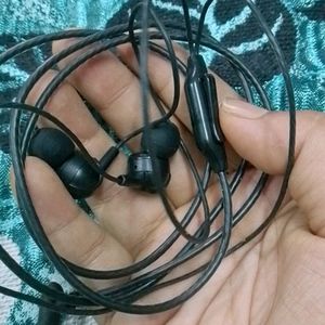 Headphone Black In Color