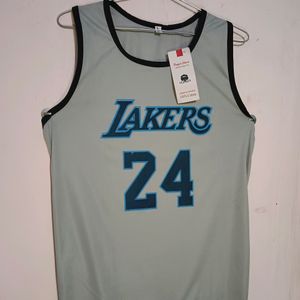 New Lakers Sando...