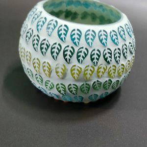 Petal Design Mosaic Glass Tealight Holder