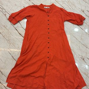 an A line kurti with 2 pockets