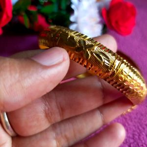 Golden Bangle Set