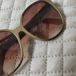 Trendy Brown Shade Sunglasses..Wore Jst 2 Times..