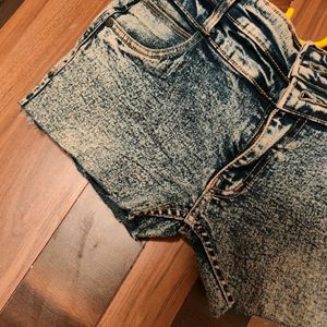 Blue Denim Shorts(Women)