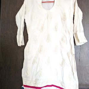 White Embroidered Kurta