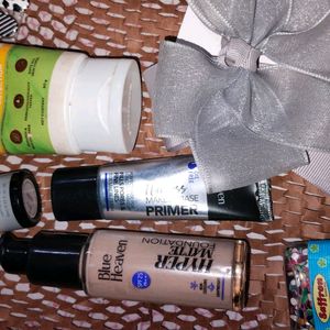 Gift Combo Makeup And Accessories