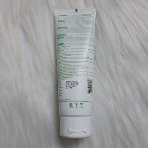 Organic Harvest Acne Control Mattifing Face Wash