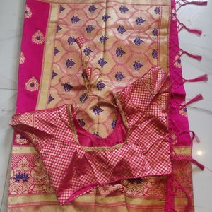 Stunning Rani Pink Saree With Stitched Blouse 💗