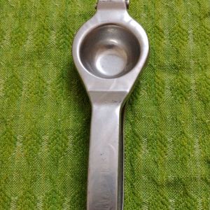 Lemon Squeezer Metal