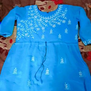 Chikankari Kurti Short