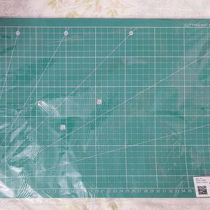 A3 CUTTING MAT - NEVER USED