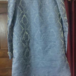 Manyavar Sherwani