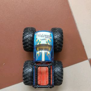 HOTWHEELS HAUL Y'ALL Monster Truck