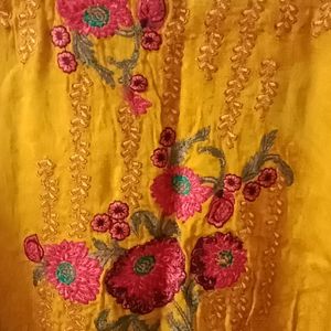 Kurti And Dupatta