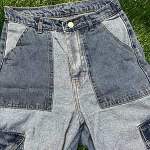 Cargo Jeans ! Worn Once