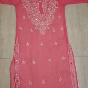 It's New Chikankari Kurti