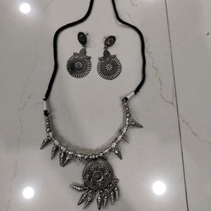 Rabari Choker Set