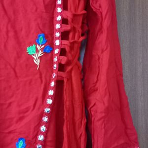 Red Kurti