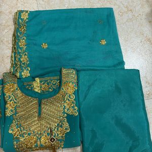 Pakistani Kurta Set