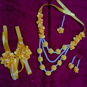 Haldi Jewellery Set