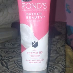 Ponds Bright Beauty Facewash