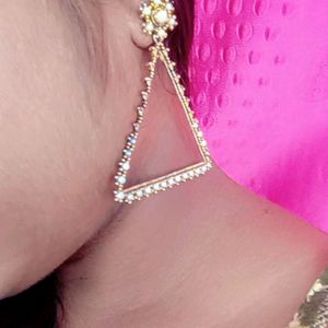 Earing ( Triangle Seve)