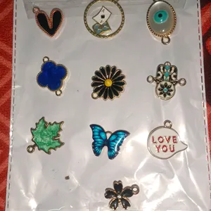 10 Peace Charms