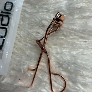 EYELASH CURLER 🎀