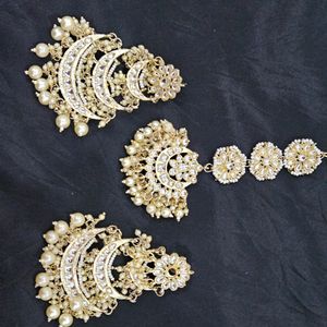 Earrings With Maang Teeka