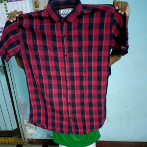 Half sleeve xl size red checks single used