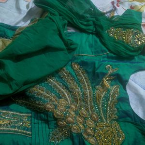 💓Green💚 Ethnic Gown 💕😍